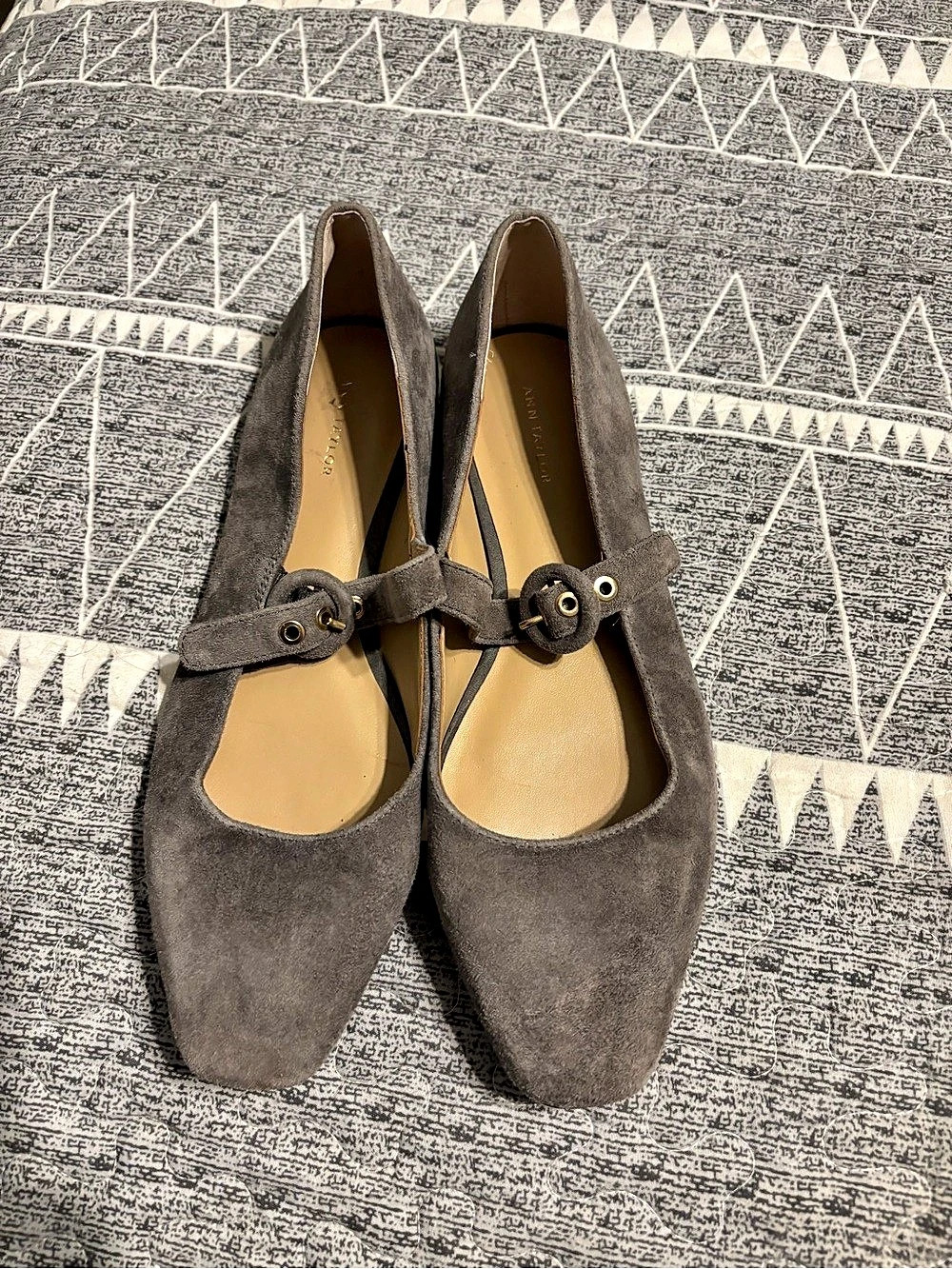 Ann Taylor Pointed-Toe Mary Jane Flats in Gray